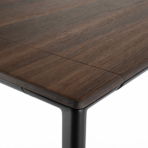 Arco Shift gerookt eiken tafel bruin zwart