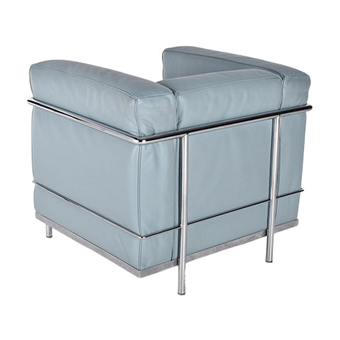 Cassina LC2 fauteuil lichtblauw