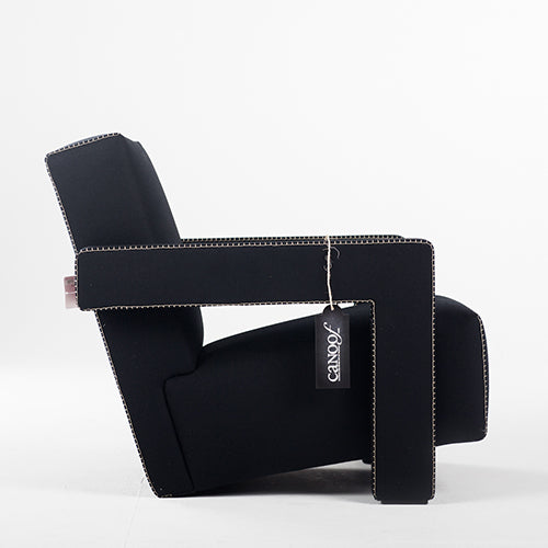 Cassina Utrecht Fauteuil stoel charlot zwart