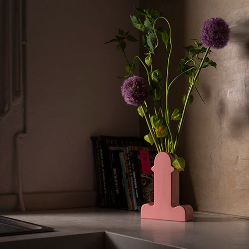 Ettorre Sottsass Shiva vaas roze BD Barcelona