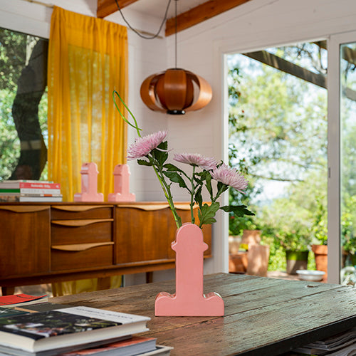 Ettorre Sottsass Shiva vaas roze BD Barcelona