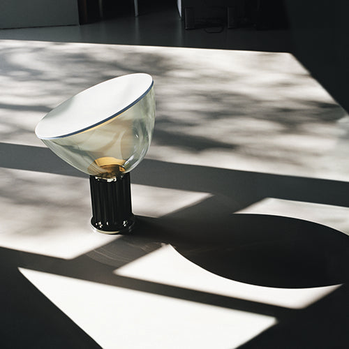 Flos Taccia