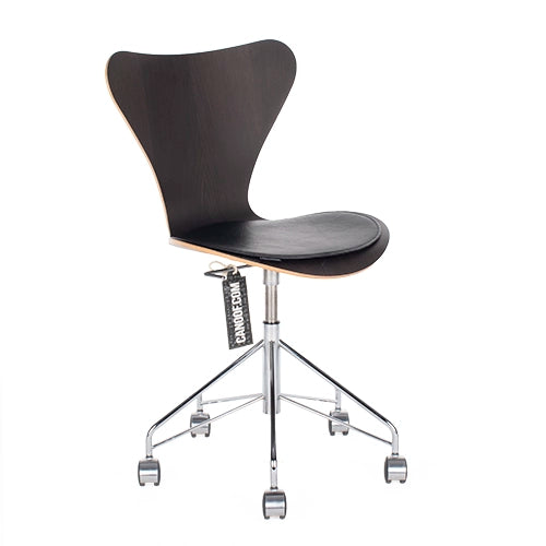 Fritz Hansen Vlinder bureaustoel eikenhout bruin
