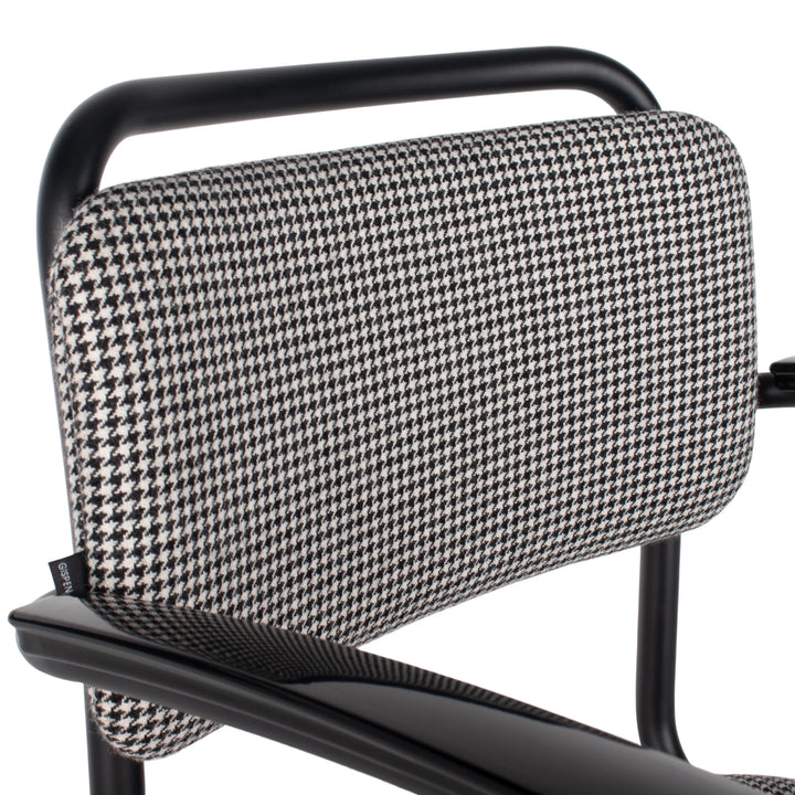 Gispen 201XL stoel zwart/wit gestoffeerd zwart frame