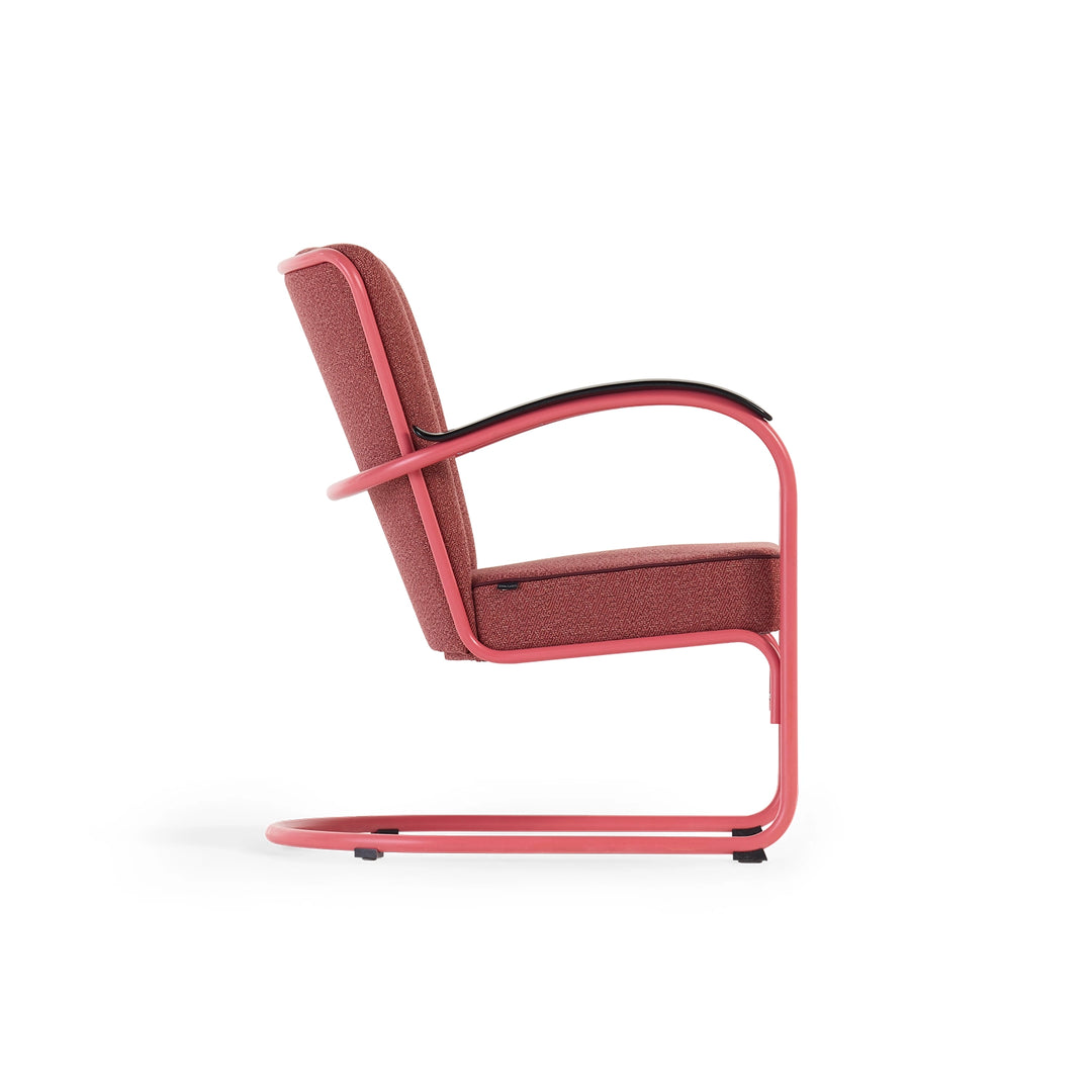 Gispen 412 fauteuil &amp; hocker roze (Forestview), fauteuil zijaanzicht