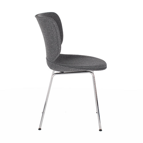 Moooi Hana chair grijs gestoffeerd