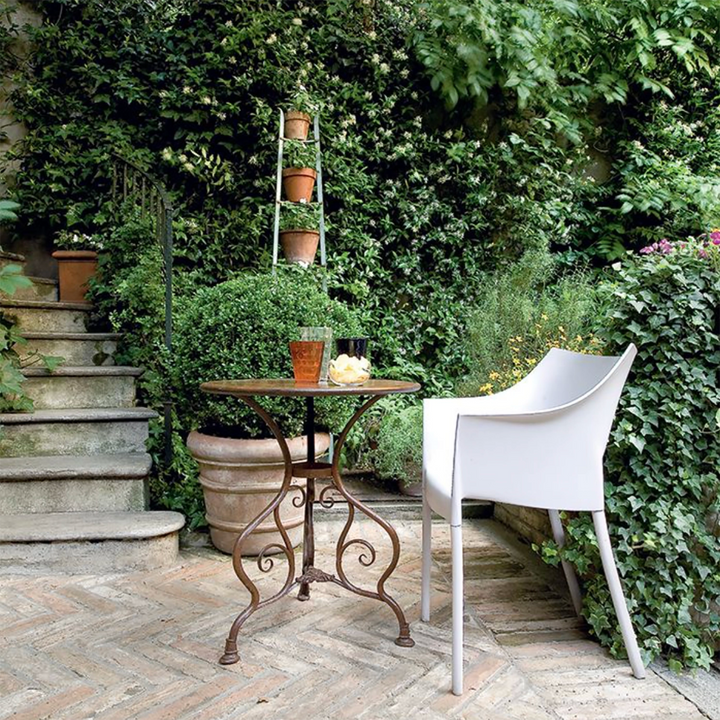 Kartell Dr-No wit stoel