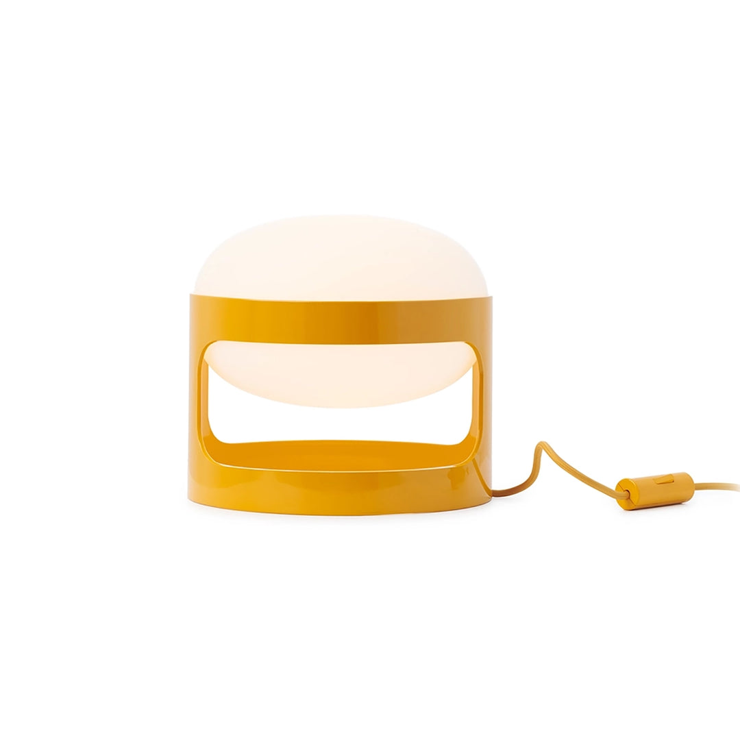Kartell KD28 tafellamp mosterdgeel
