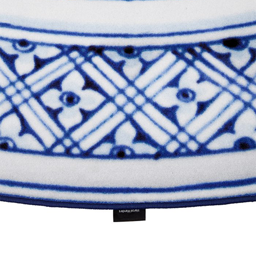 Moooi Carpets Delft Blue vloerkleed blauw wit