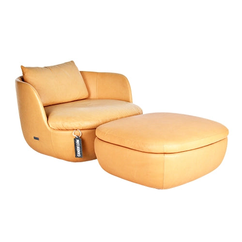 Moooi Bart armchair met poef leder cognac