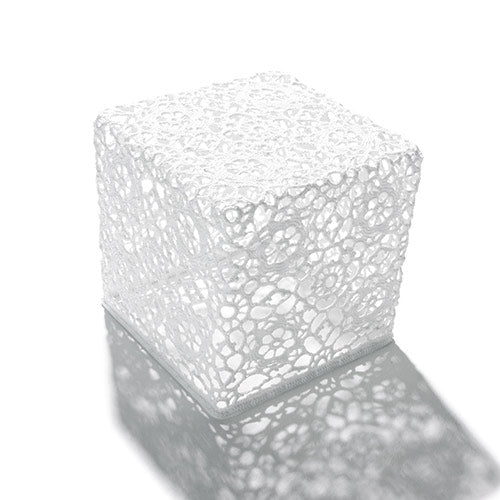 moooi crochet table small wit