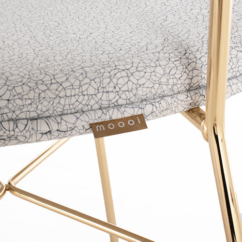 Moooi Golden chair Armoured Boar blauw wit