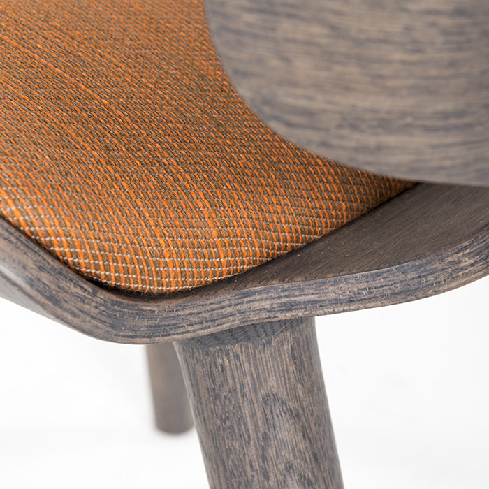 moooi nut dining chair grezzo oranje