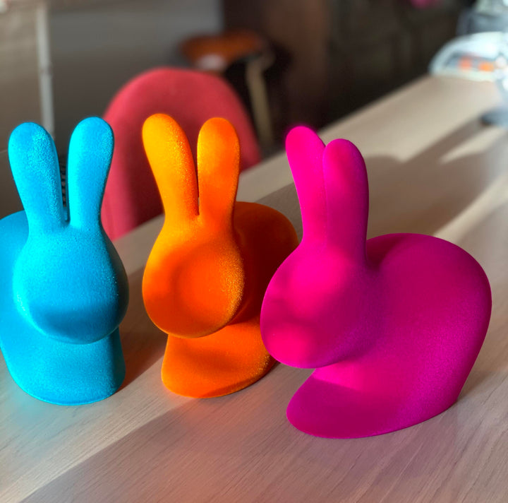 qeeboo rabbit XS velvet deurstopper blauw oranje roze