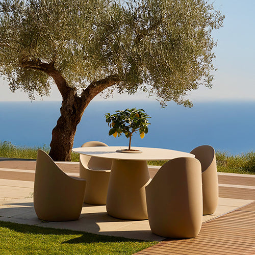 Qeeboo Cobble tafel HPL Bucket