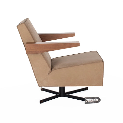 Spectrum Press Room Chair bruin suede
