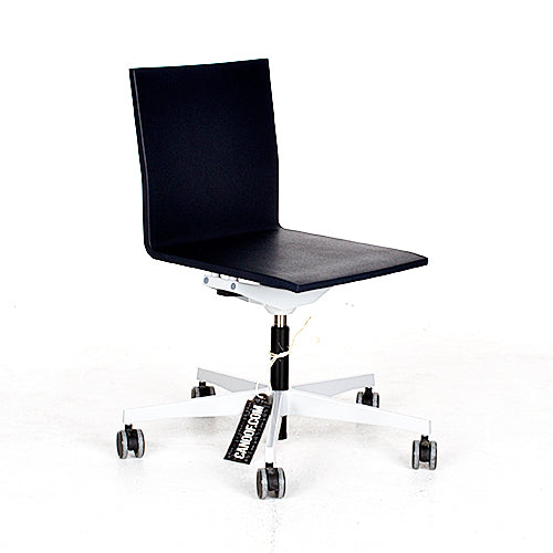 vitra 04 stoel blauw
