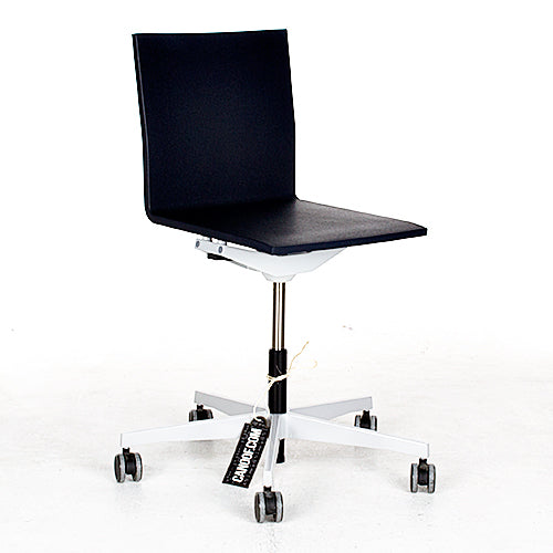 vitra 04 bureaustoel blauw