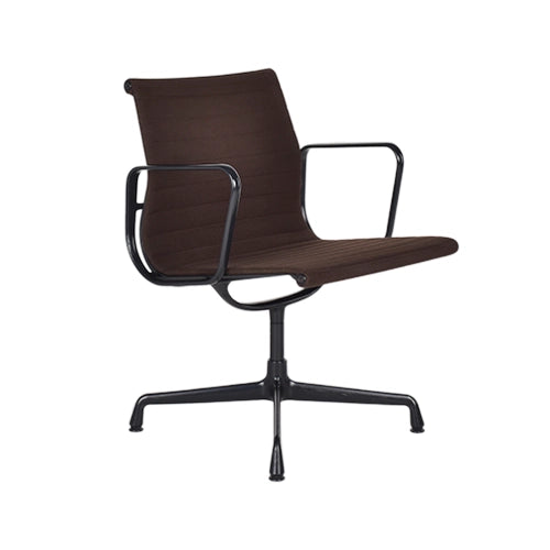 Vitra EA107 stoel bruin