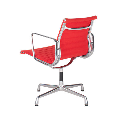 Vitra EA108 rood hopsak gepolijst