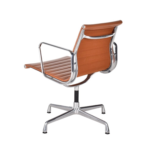 Vitra EA108 stoel cognac leder