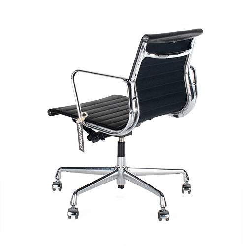 Vitra EA117 bureaustoel zwart