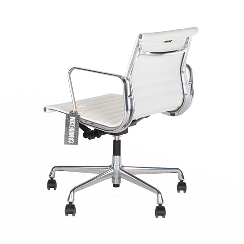 Vitra EA117 bureaustoel wit leder
