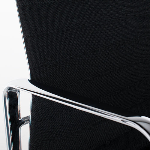 Vitra EA119 bureaustoel zwart hopsak chroom