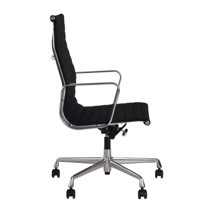 Vitra EA119 bureaustoel zwart Hopsak gepolijst frame