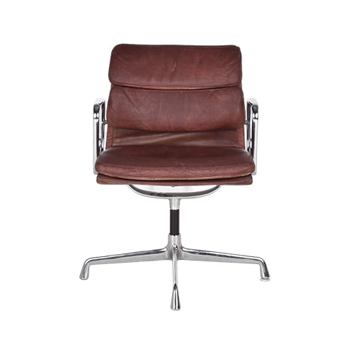 Vitra EA208 softpad aubergine leder