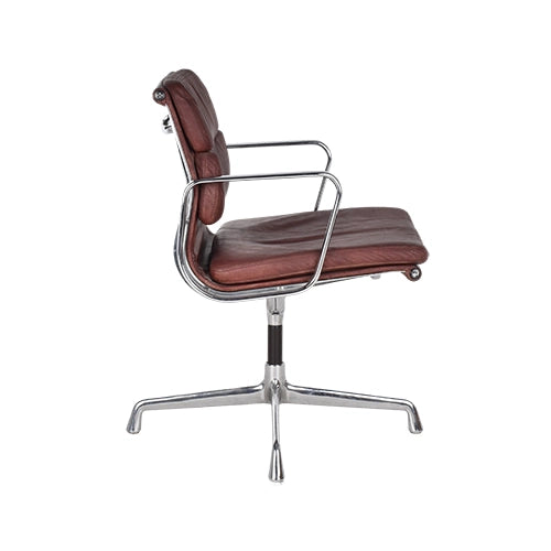 Vitra EA208 softpad aubergine leder