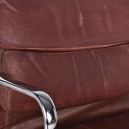 Vitra EA208 softpad aubergine leder