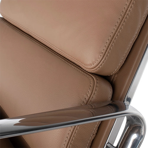 Vitra EA222 camel leder gepolijst frame