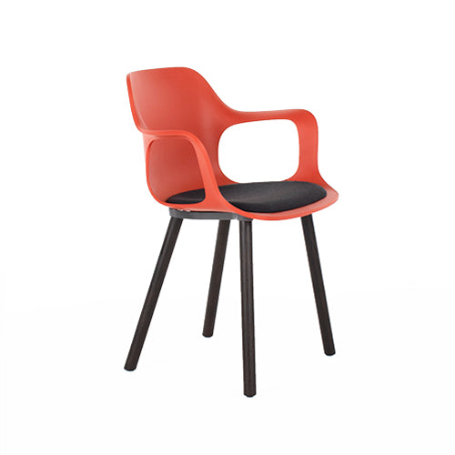 Vitra Hal Armchair oranje
