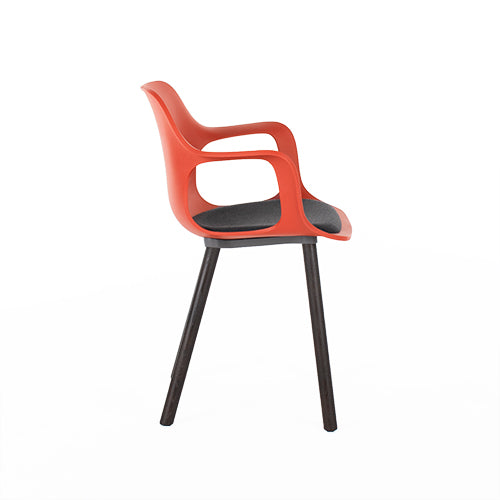 Vitra Hal Armchair oranje