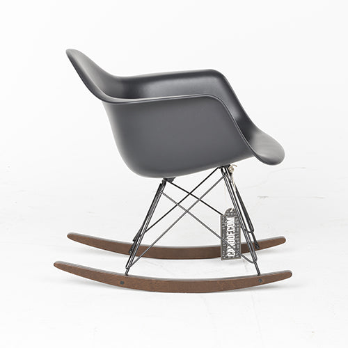 Vitra RAR Kuip Zwart speciale limited editie