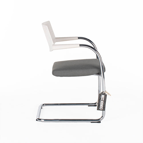 Vitra visavis stoel wit grijs