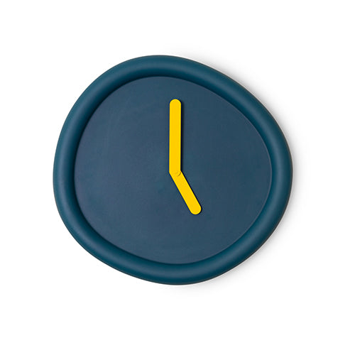 Werkwaardig Round clock blauw geel
