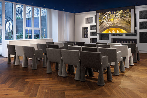moooi vip chair grijs