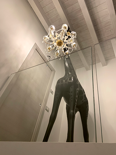 qeeboo giraffe lamp zwart 265cm