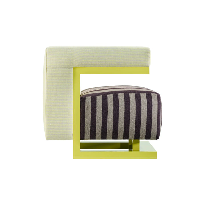 Tecta F51N fauteuil geel zijaanzicht