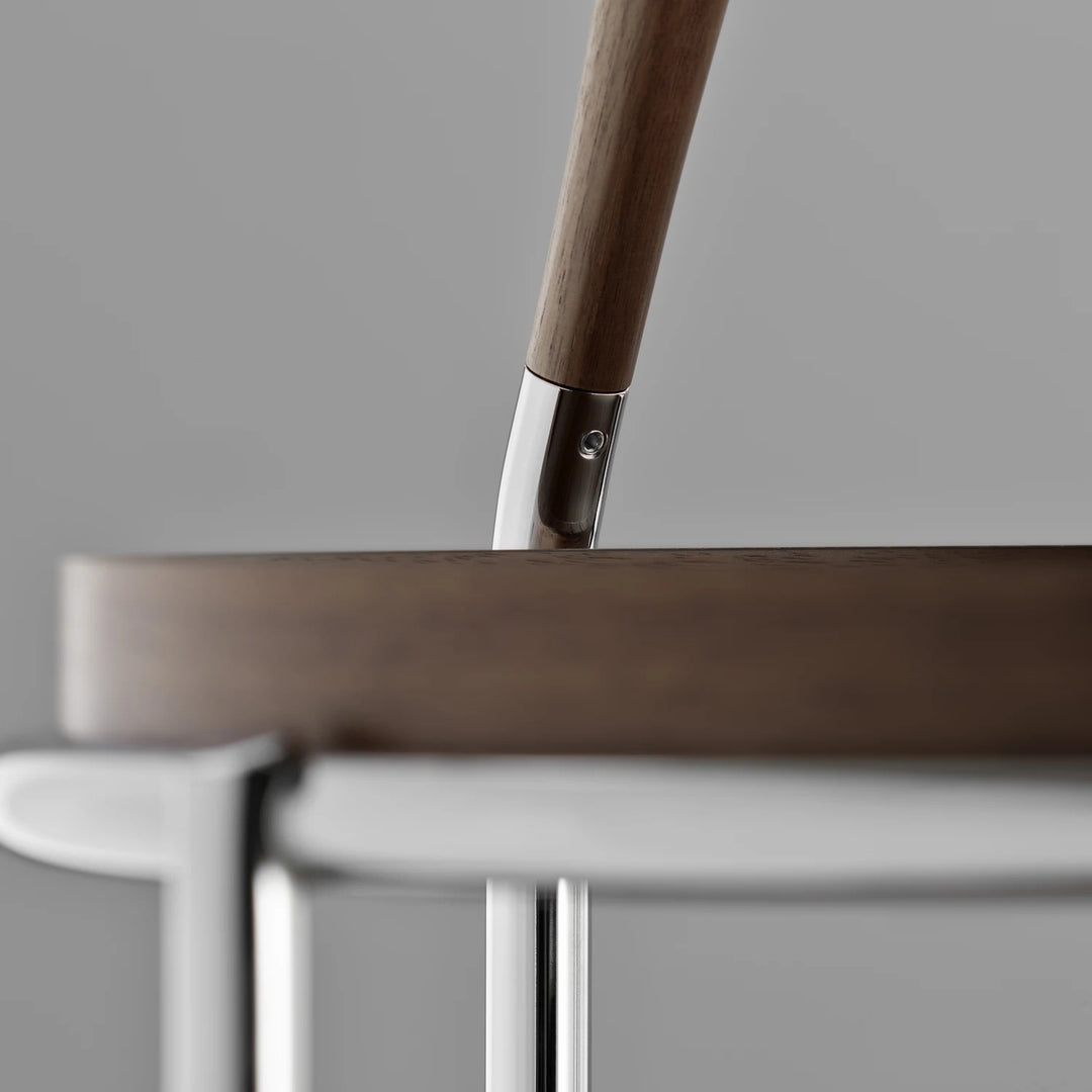 Tecta K6 trolley walnoot met chroom frame detail handgreep en blad