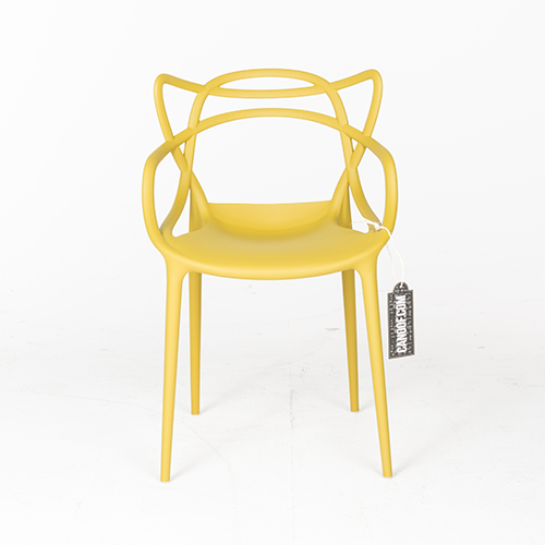 kartell master chair geel