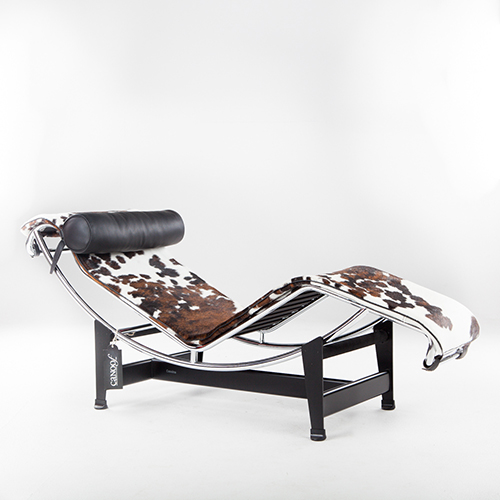 Cassina LC4 chaise lounge